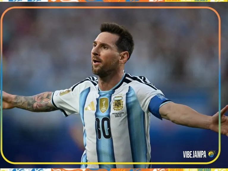 Messi marca três gols na estreia da Argentina e iguala recorde histórico das Copas