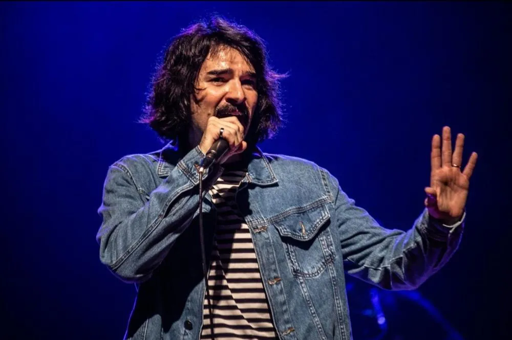 João Pessoa recebe espetáculo em homenagem a Belchior no Teatro Pedra do Reino
